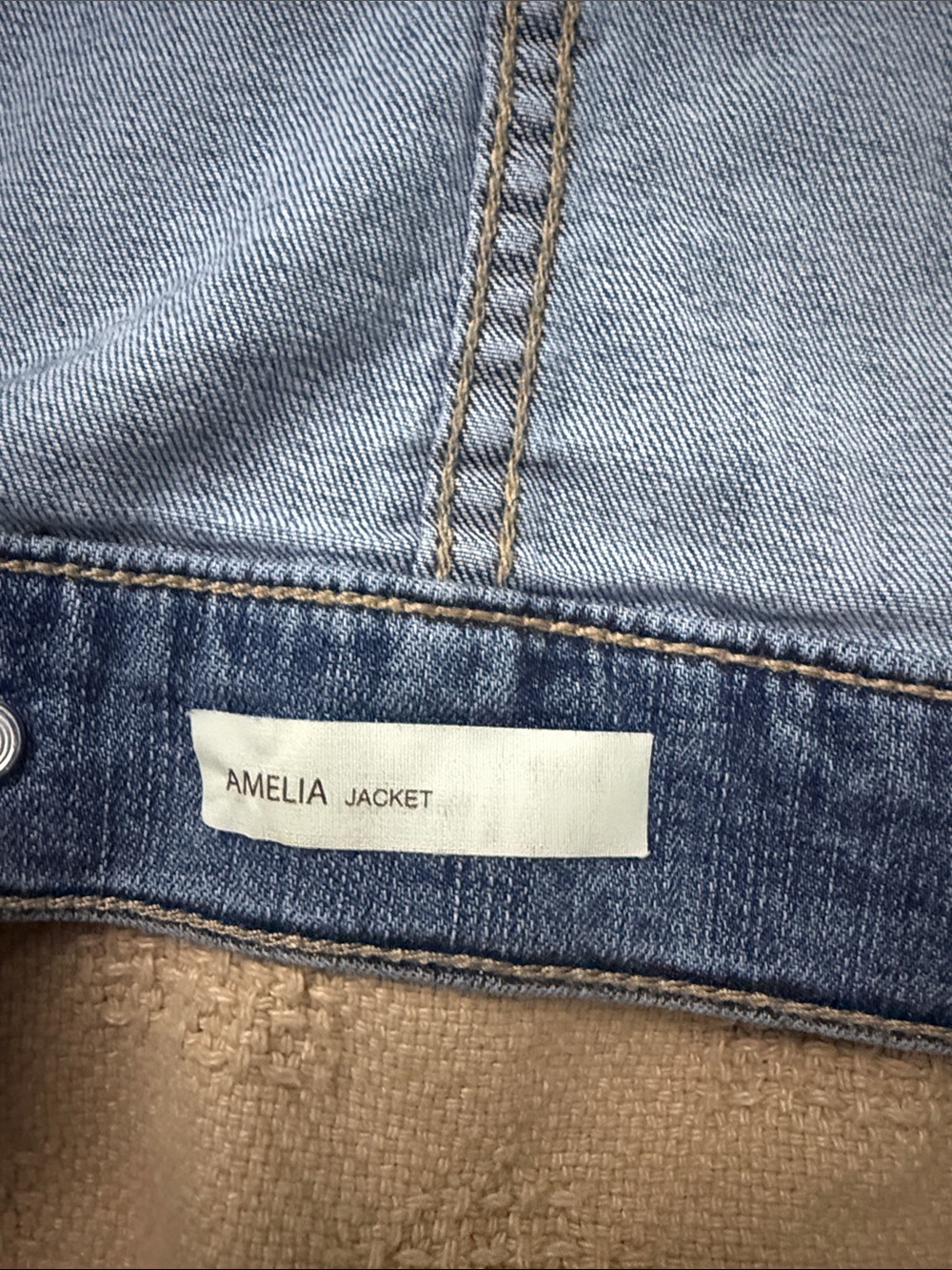Kut from the Kloth Vintage Blue Denim Jean Jacket - Picture 7 of 9